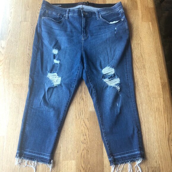 Torrid Sky High Skinny Crop Jeans Distressed Size 20 - Picture 2 of 14